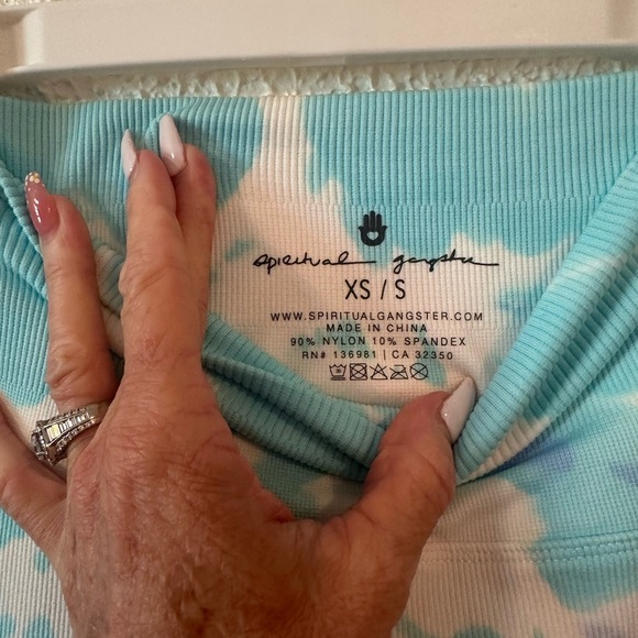 Spiritual Gangster Blue and White Tie-Dye Leggings - Picture 7 of 7